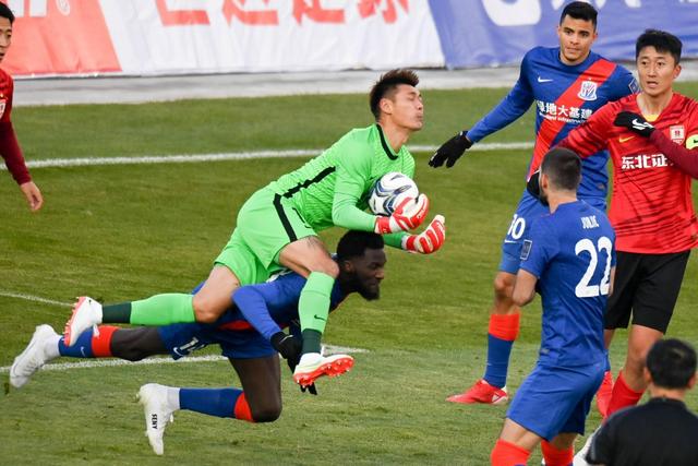 陈盈骏15+6+6广州逆转青岛 鲍威尔空砍三双